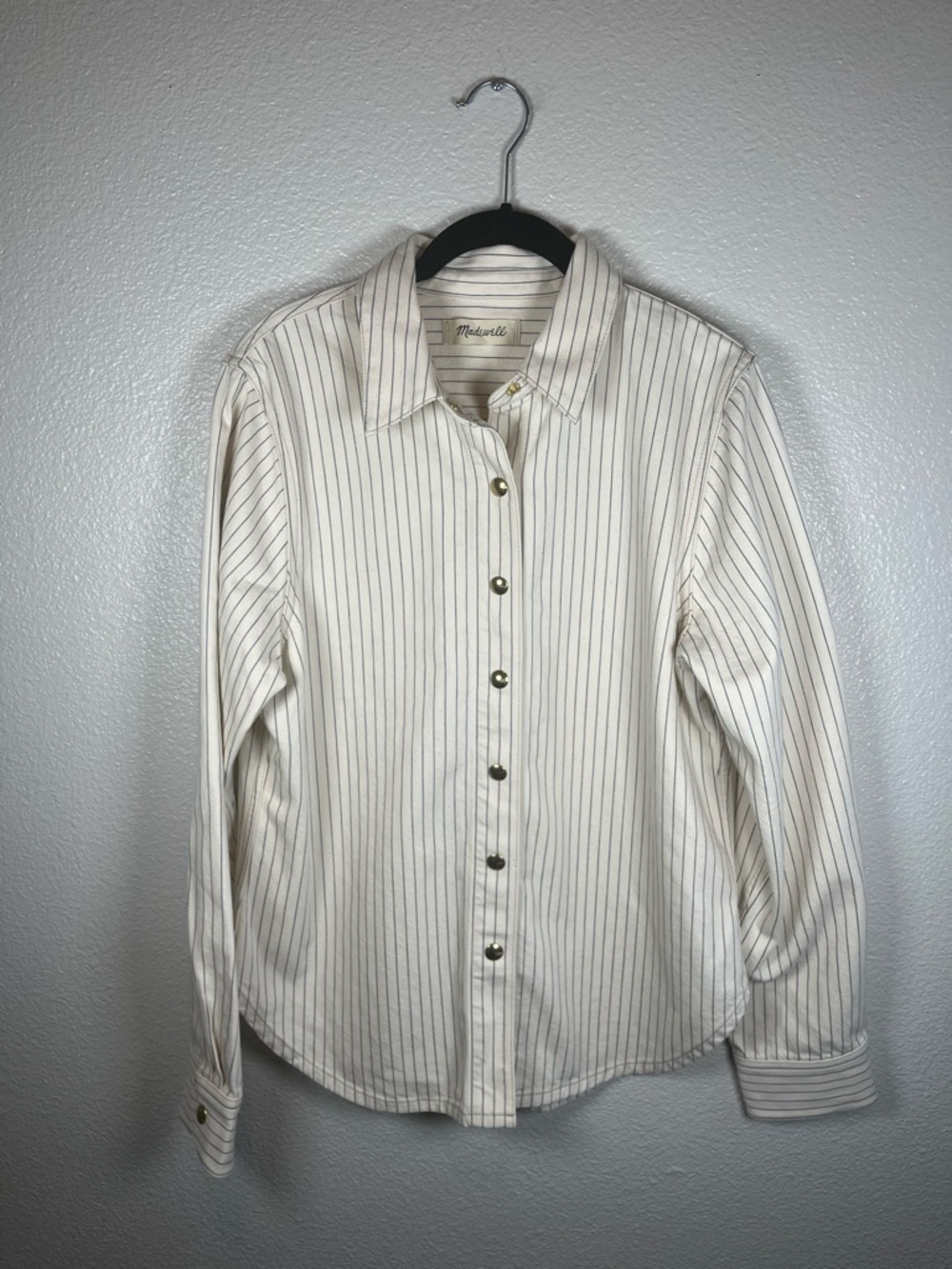 Madewell Denim Classic Button-Up Shirt‎ in Pinstripe Railroad Stripes Rigid - Picture 4 of 9